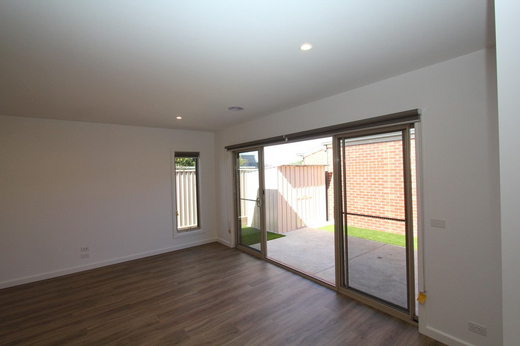 2/1124a Lydiard Street North BALLARAT CENTRAL 4