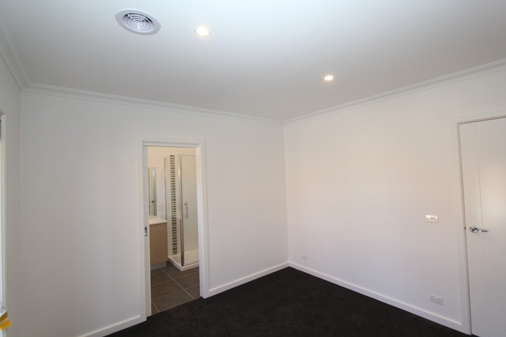 2/1124a Lydiard Street North BALLARAT 14