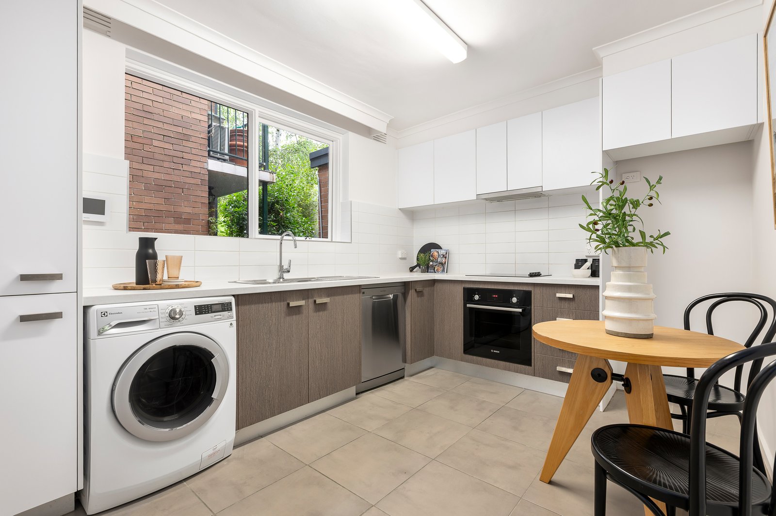 Gallery: 2/113 Addison Street