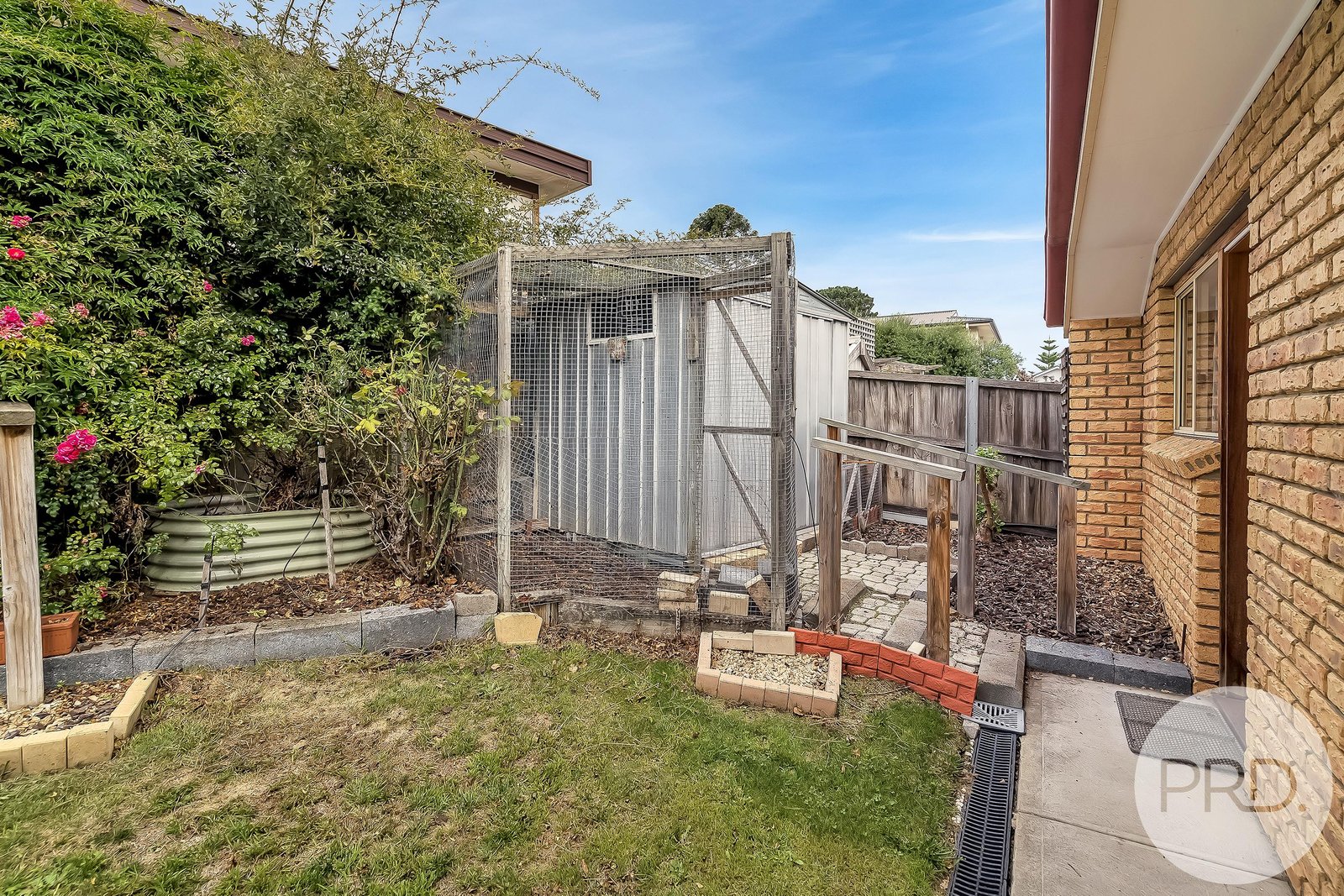 2/113 Cambridge Road BELLERIVE 10