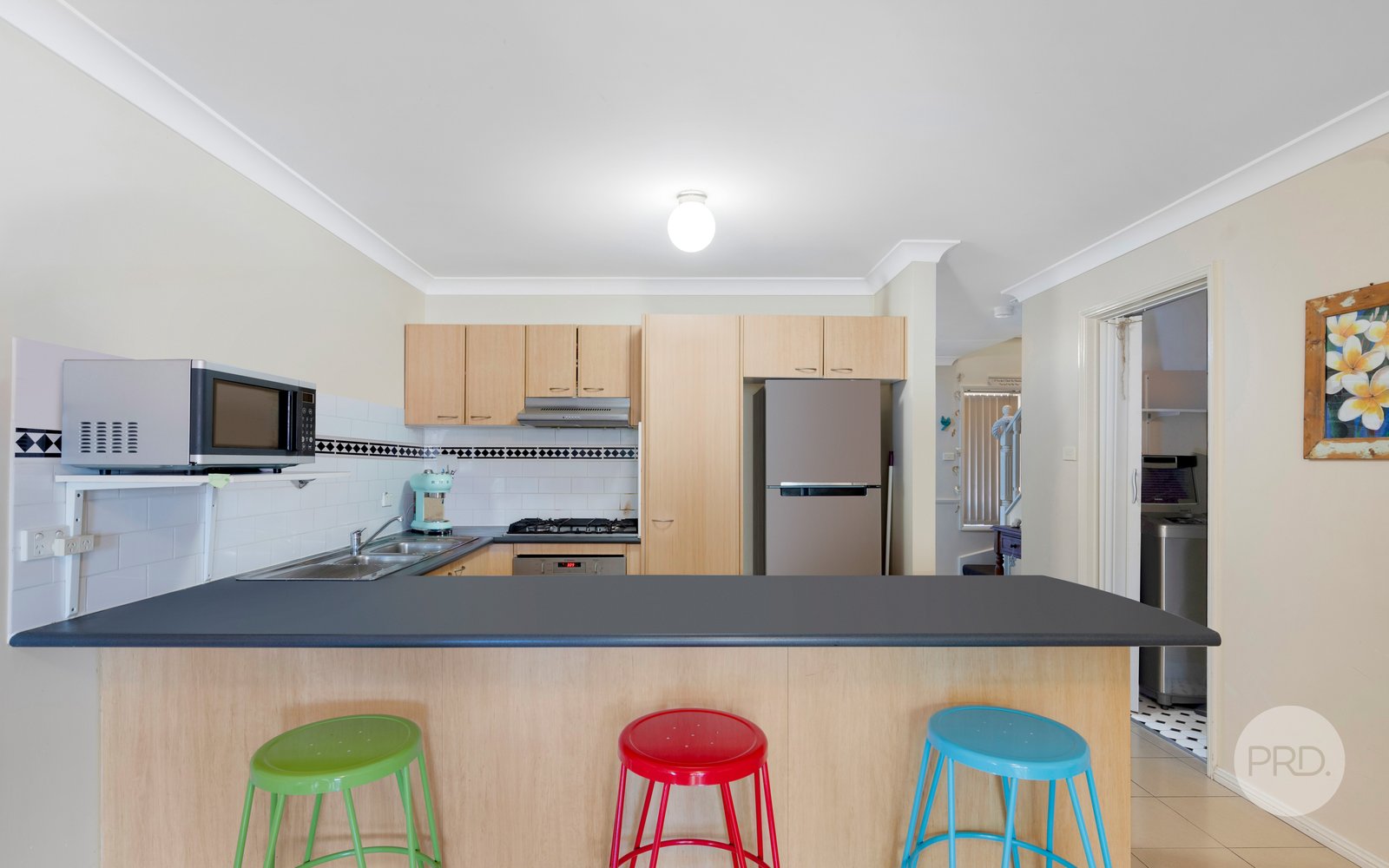 2/113 The Lakes Drive GLENMORE PARK 4