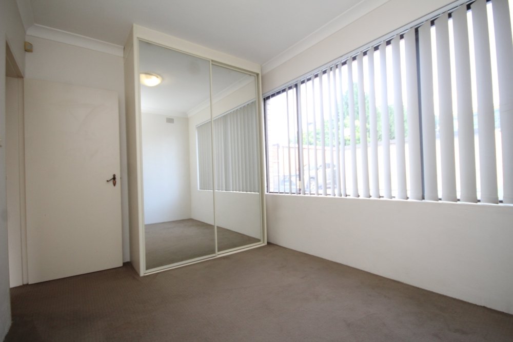 2/113 Wellbank Street NORTH STRATHFIELD 7