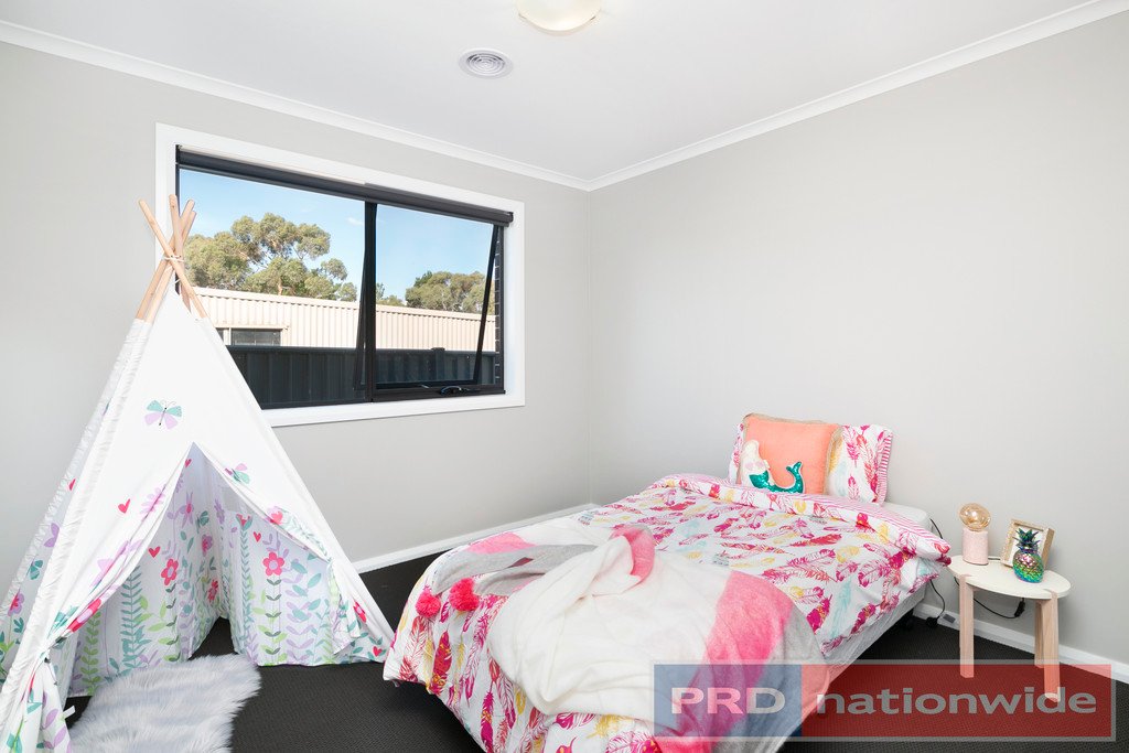 2/1133A Geelong Road MOUNT CLEAR 7