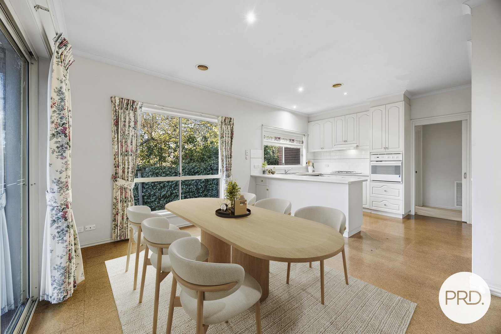 2/114 Burnbank Street LAKE WENDOUREE 6