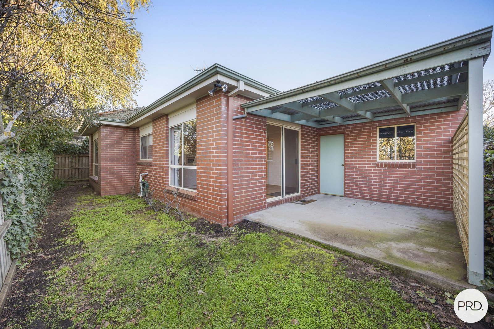 2/114 Burnbank Street LAKE WENDOUREE 14