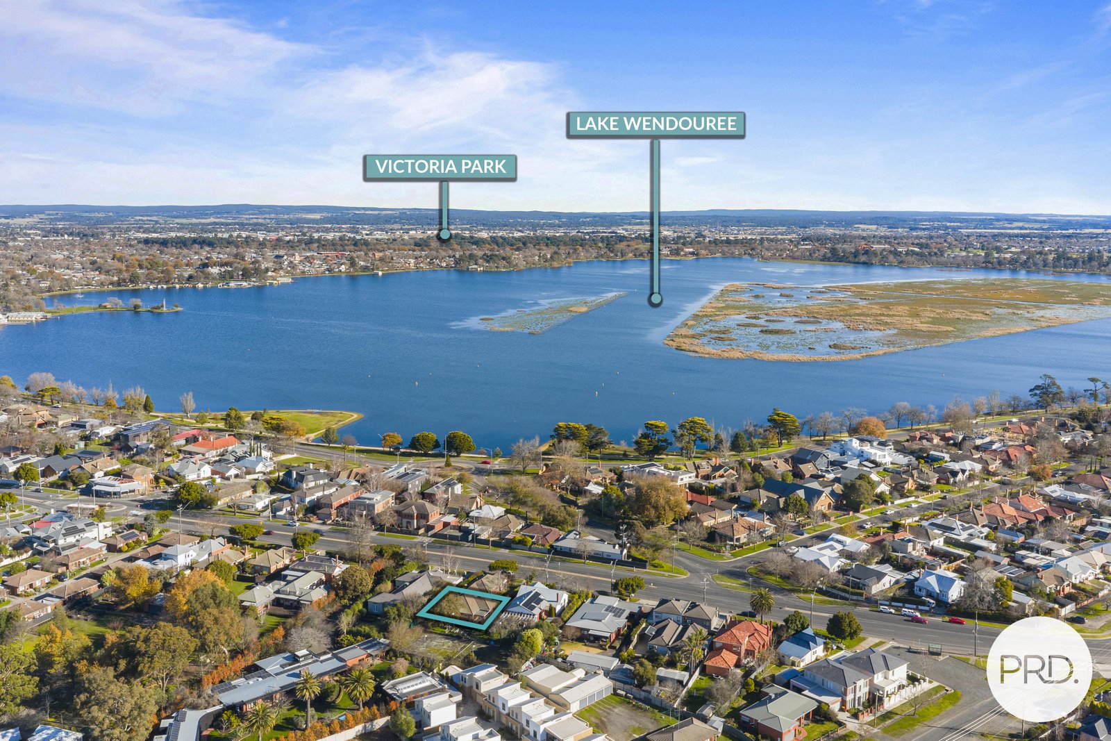 2/114 Burnbank Street LAKE WENDOUREE 18
