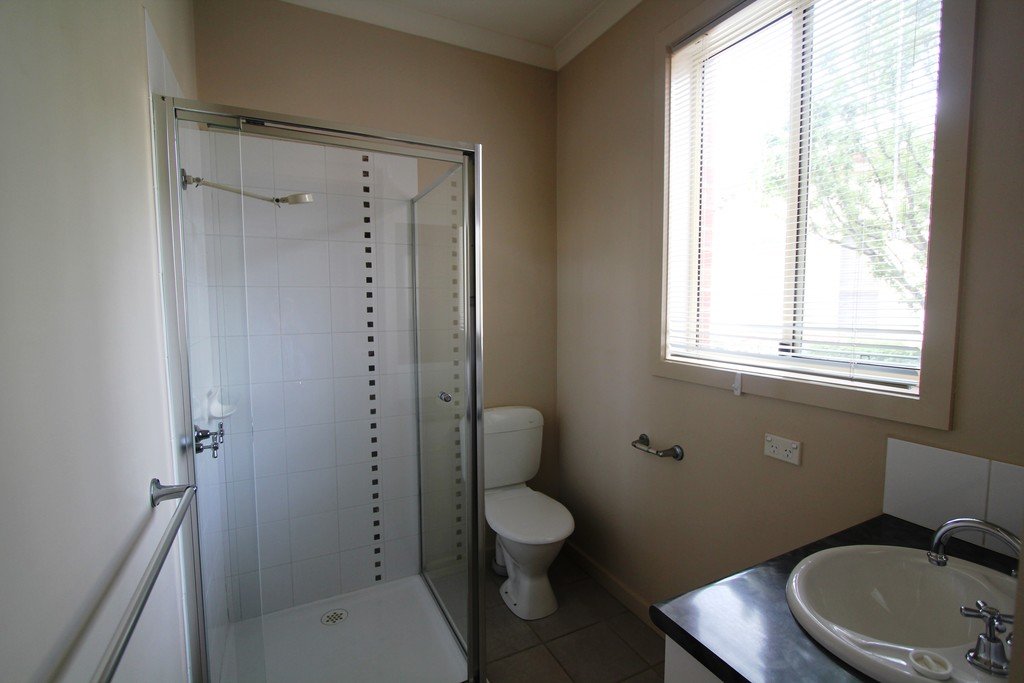 2/114 Drummond Street South BALLARAT CENTRAL 8