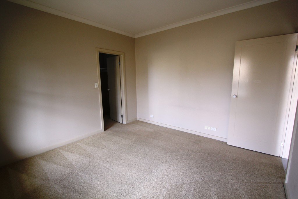 2/114 Drummond Street South BALLARAT CENTRAL 9