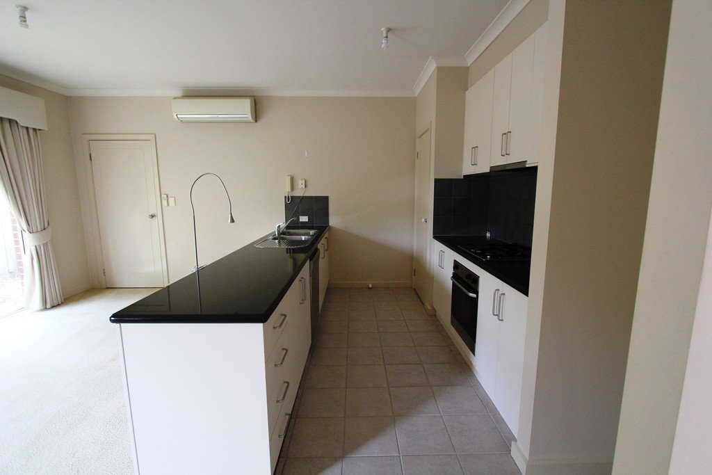 2/114 Drummond Street South BALLARAT CENTRAL 14