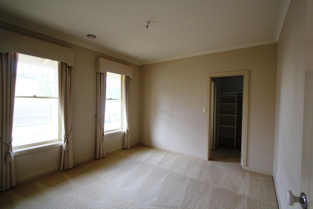 2/114 Drummond Street South BALLARAT CENTRAL 23