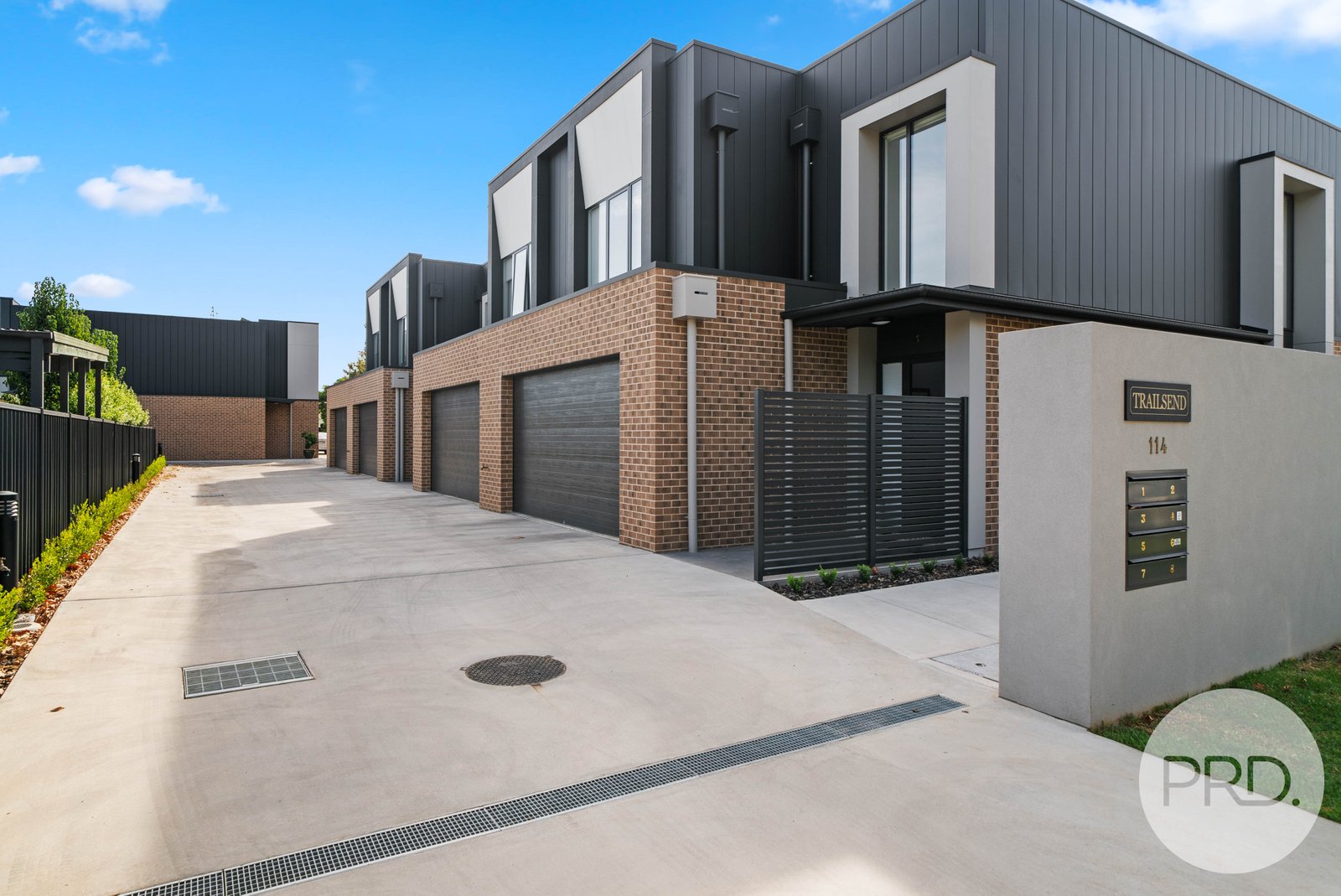 2/114 Trail Street WAGGA WAGGA 1