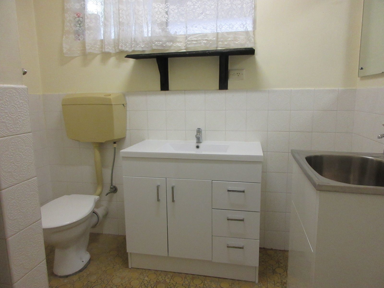 Gallery: 2/114 Tucker Road