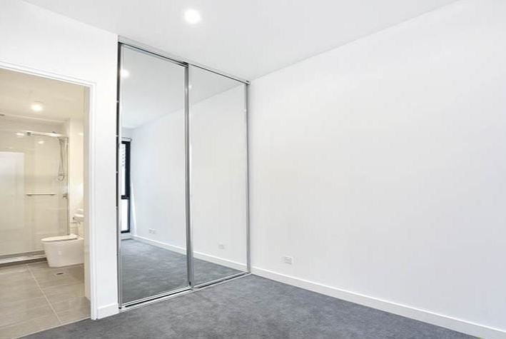 Gallery: 211/483 Glen Huntly Road