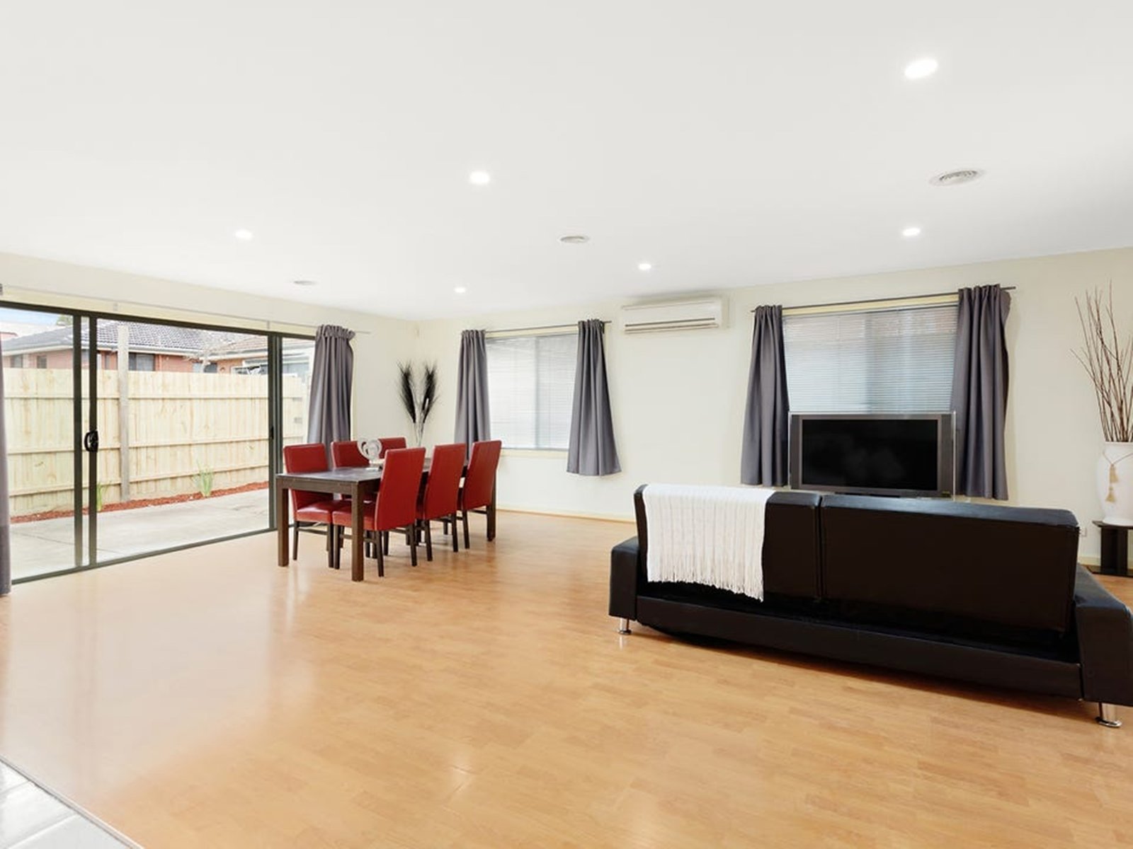 Gallery: 2/115 Grange Road