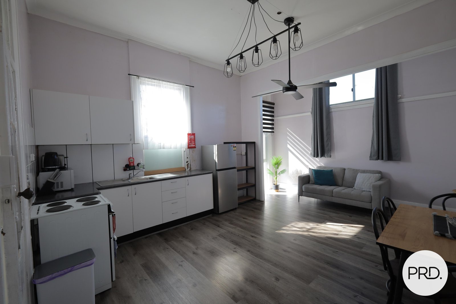 2/115 Peisley Street ORANGE 2