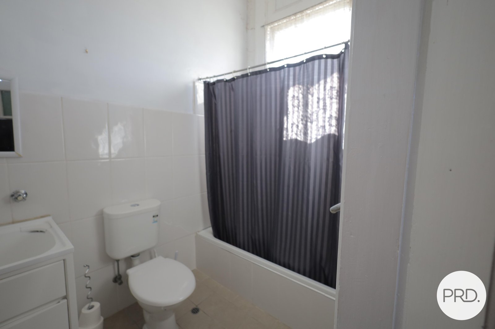 2/115 Peisley Street ORANGE 6