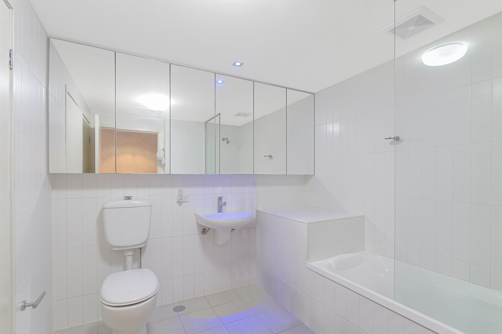 2115/14-22 Stuart Street TWEED HEADS 8