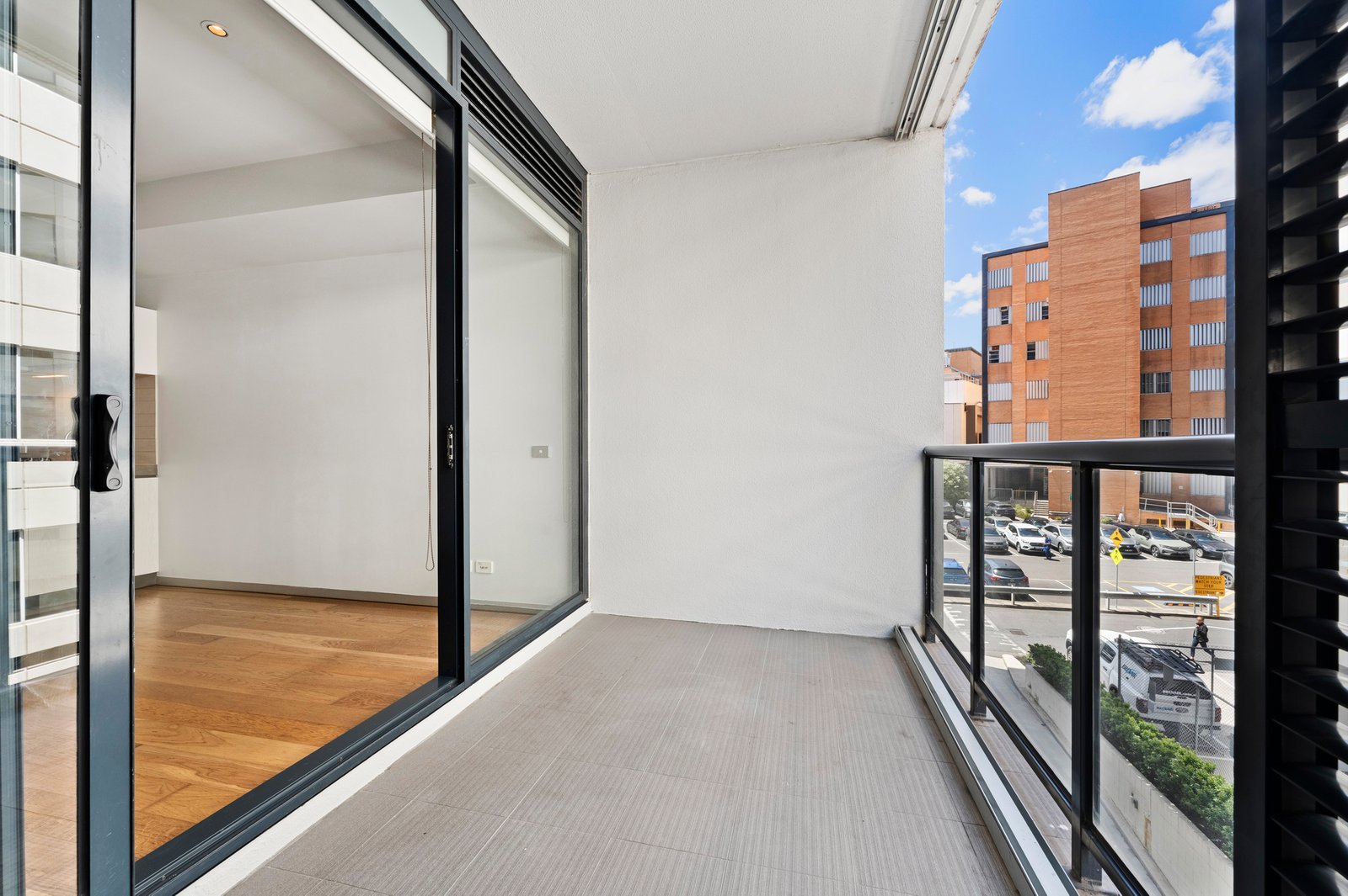 Gallery: 211/539 St Kilda Road