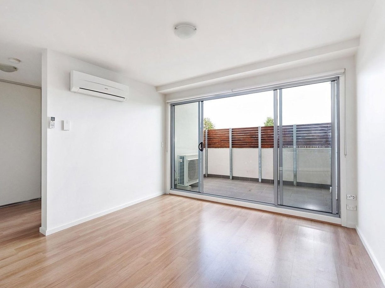 Gallery: 21/155 Gordon Street