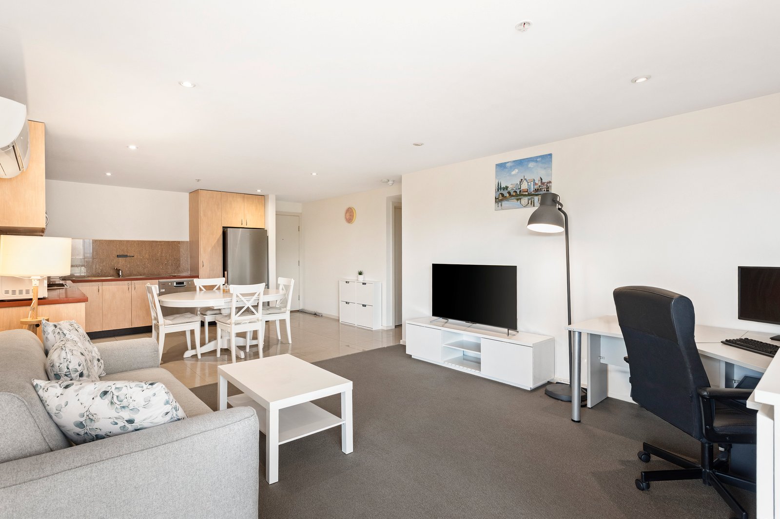 Real Estate and Property in 21/1554-1556 Dandenong Road, Huntingdale, VIC