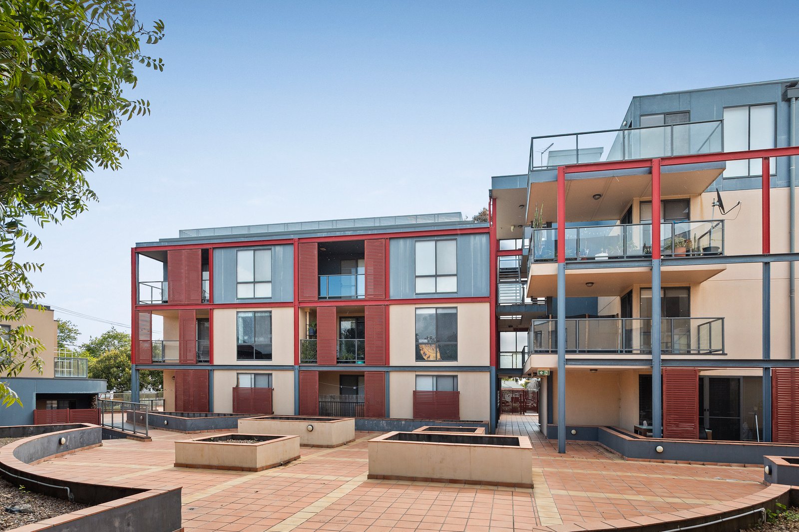 Real Estate and Property in 21/1554-1556 Dandenong Road, Huntingdale, VIC