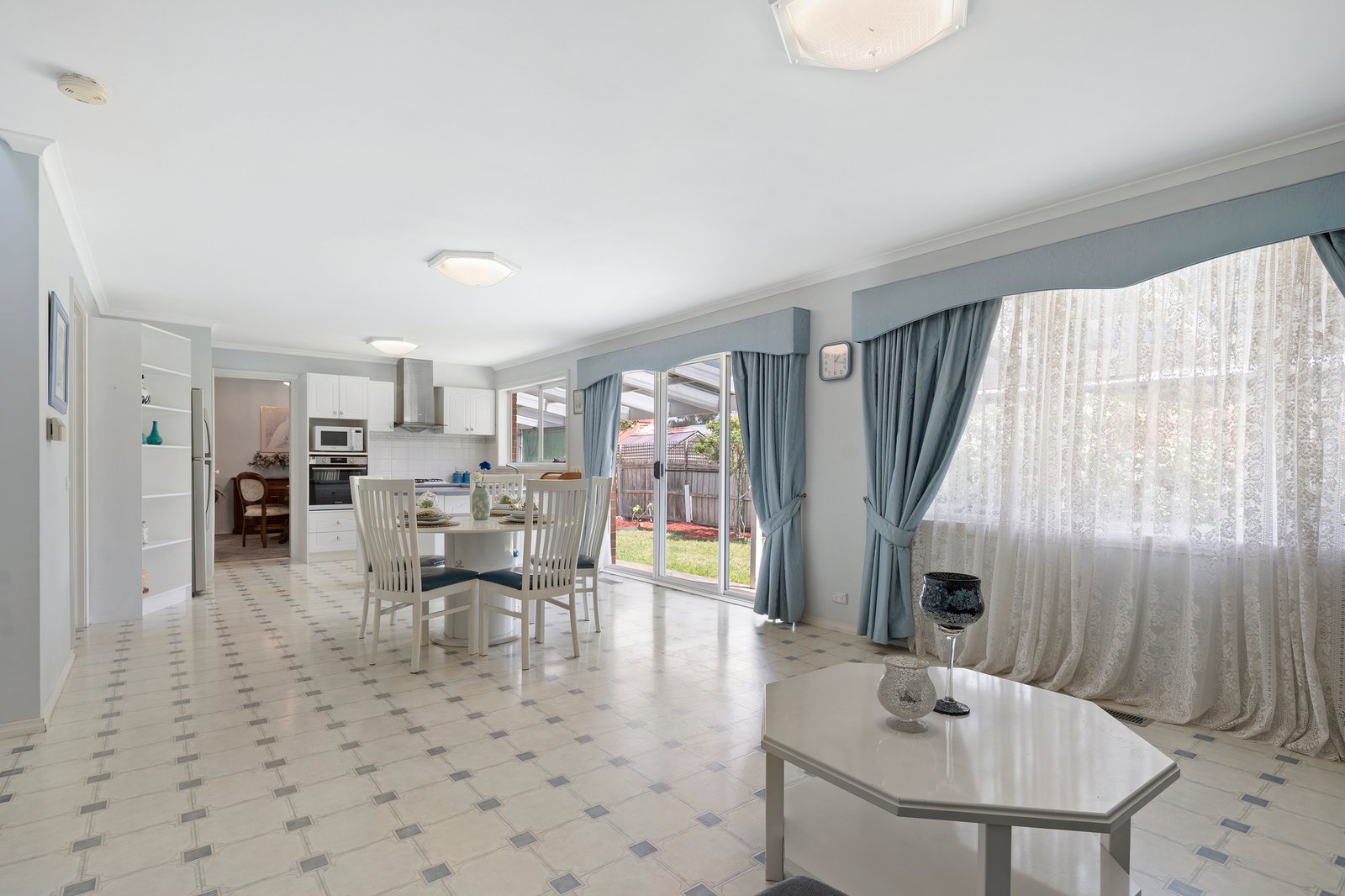 Gallery: 2/116 Springvale Road