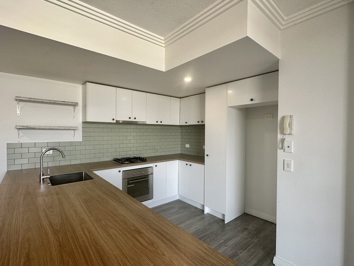 2116/10 Fifth Avenue Palm Beach 6