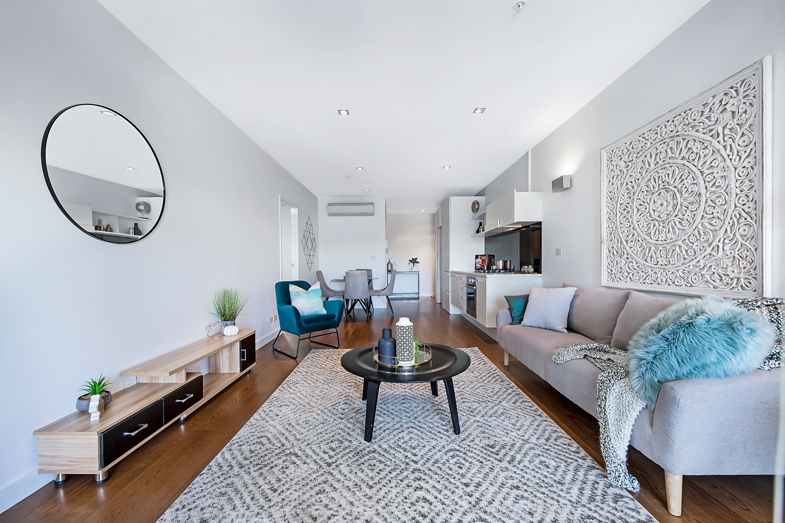 Gallery: 211/63 Acland Street