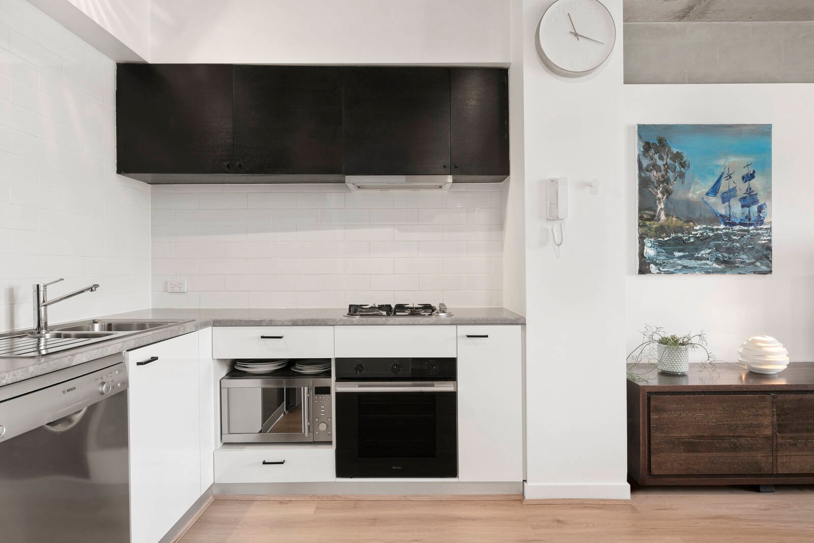 Gallery: 21/167 Fitzroy Street