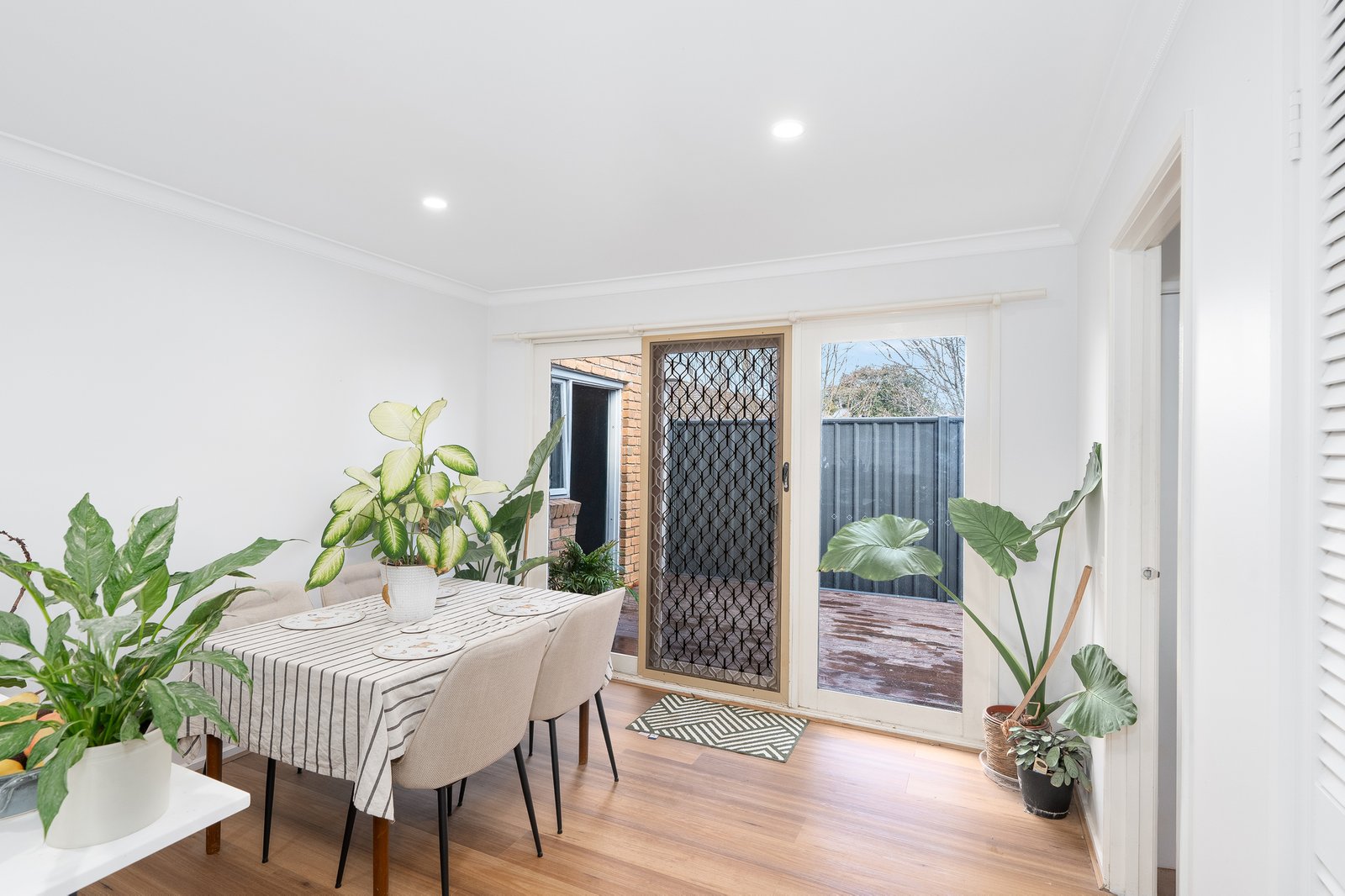 Gallery: 2/117 Kees Road