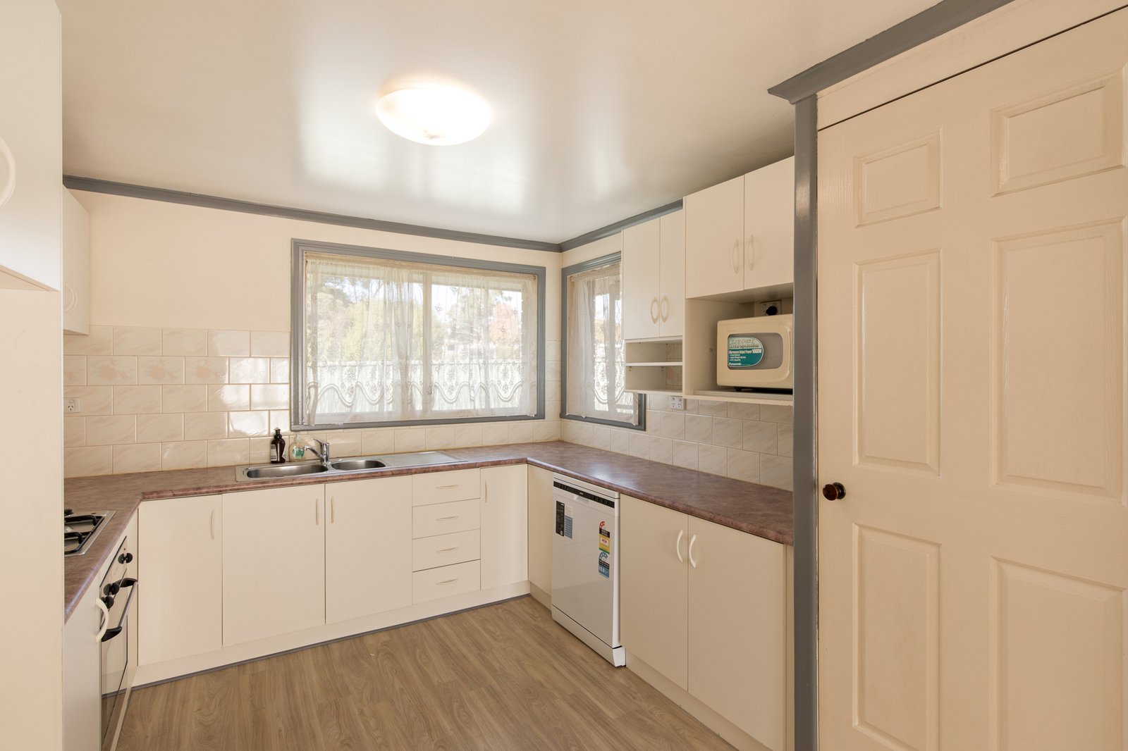 Gallery: 2/1173 Geelong Road