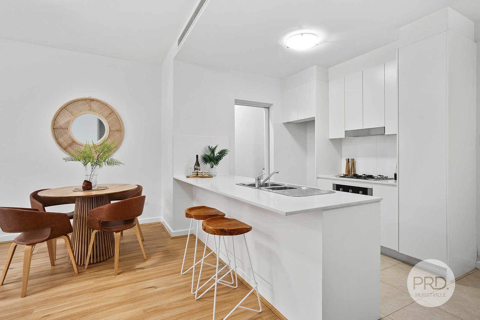 2/118-120 Kingsgrove Road KINGSGROVE 3
