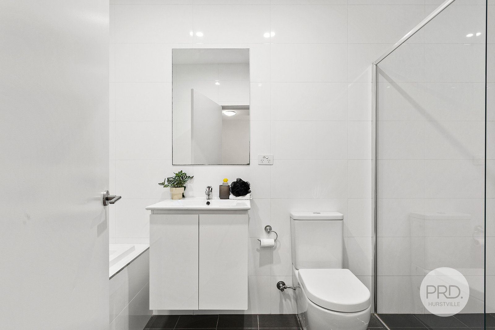 2/118-120 Kingsgrove Road KINGSGROVE 6