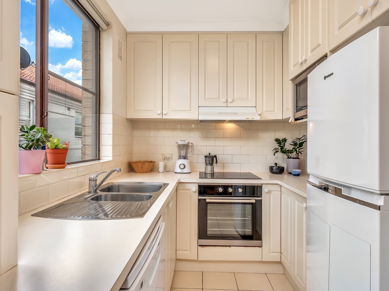 2/119 Duncan Street MAROUBRA 2