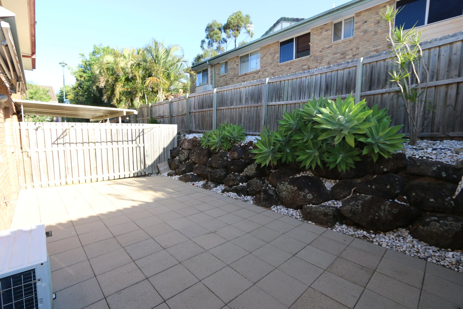 21/1a Alison Road CARRARA 11