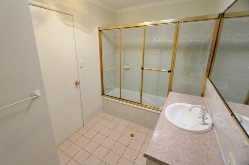 21/1a Alison Road CARRARA 9