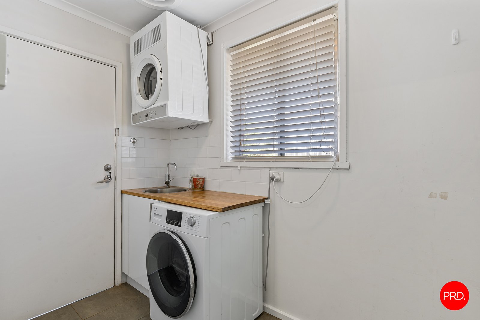 211B Allingham Street KANGAROO FLAT 15