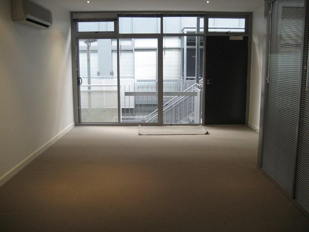 Gallery: 2.11F/91-93 Dow Street