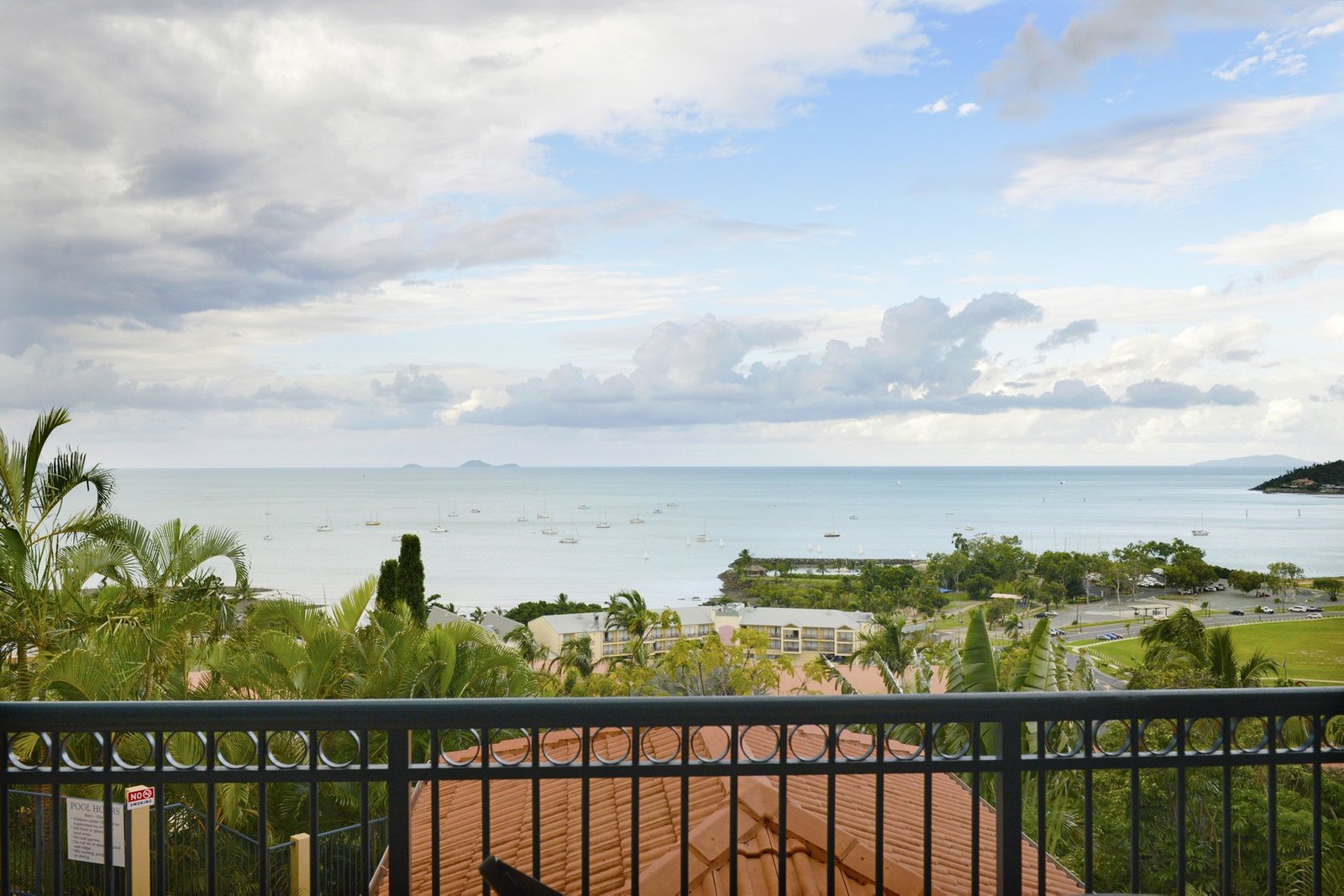 2/12-14 Golden Orchid Drive AIRLIE BEACH 2