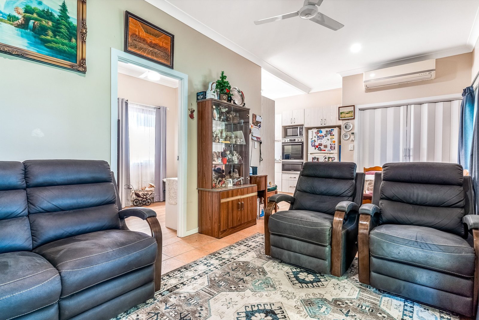 2/12-14 River Street CASINO 10