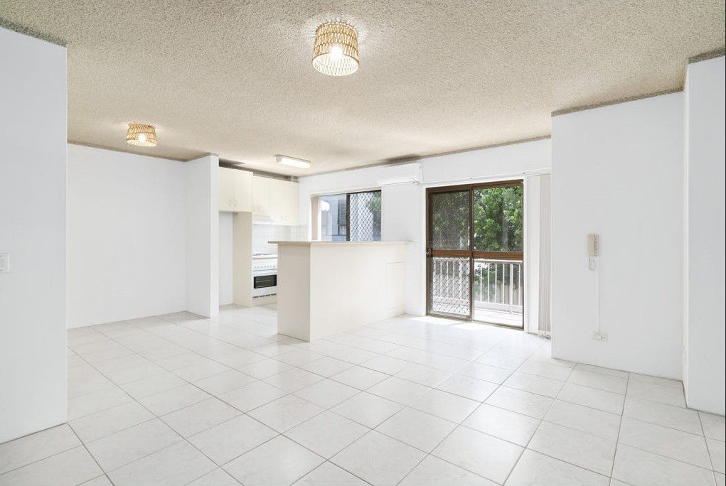 2/12 Allara Avenue PALM BEACH 1
