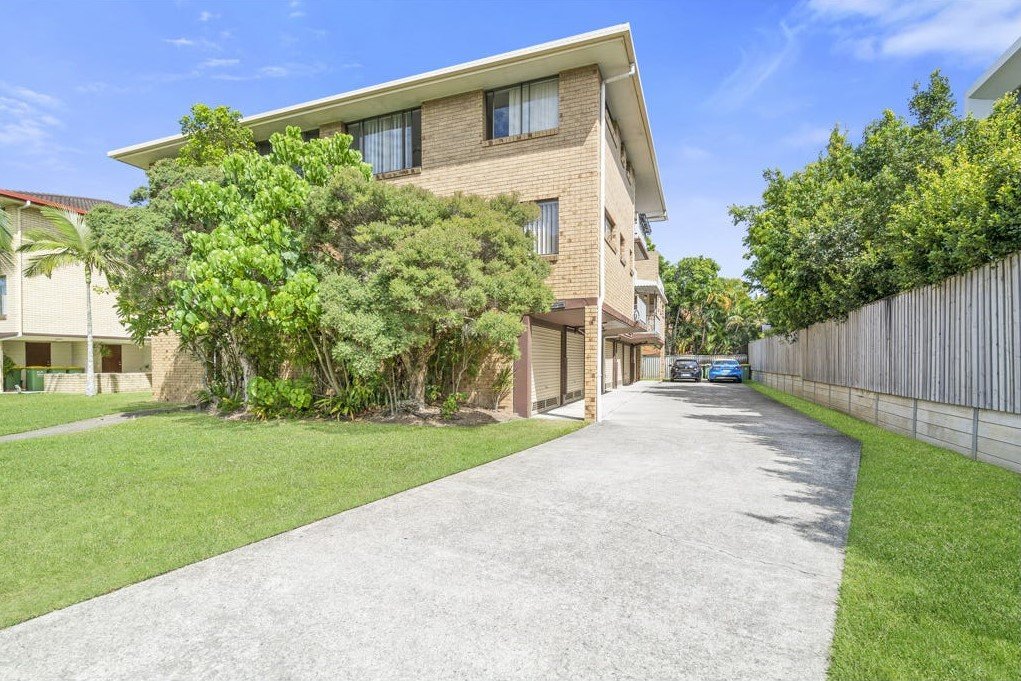 2/12 Allara Avenue PALM BEACH 6