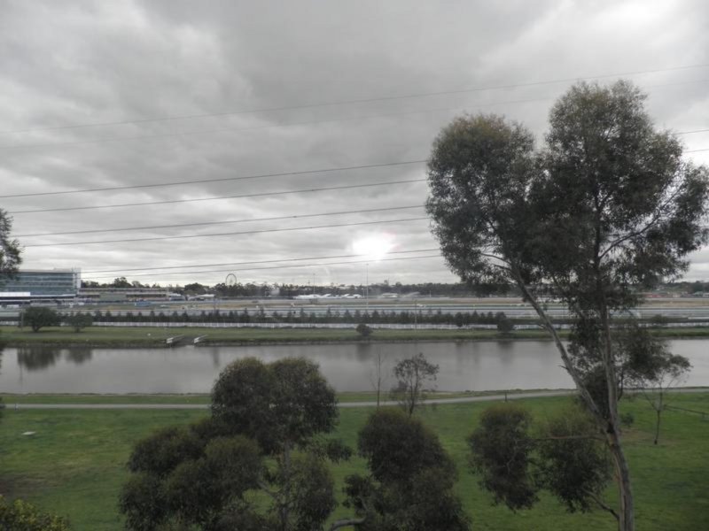 Gallery: 21/2 Ballarat Road