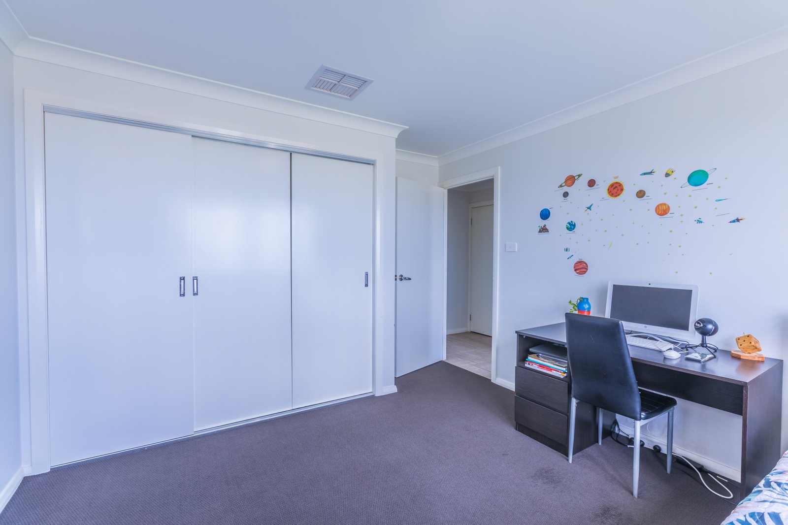 2/12 Bellas Way TAMWORTH 6