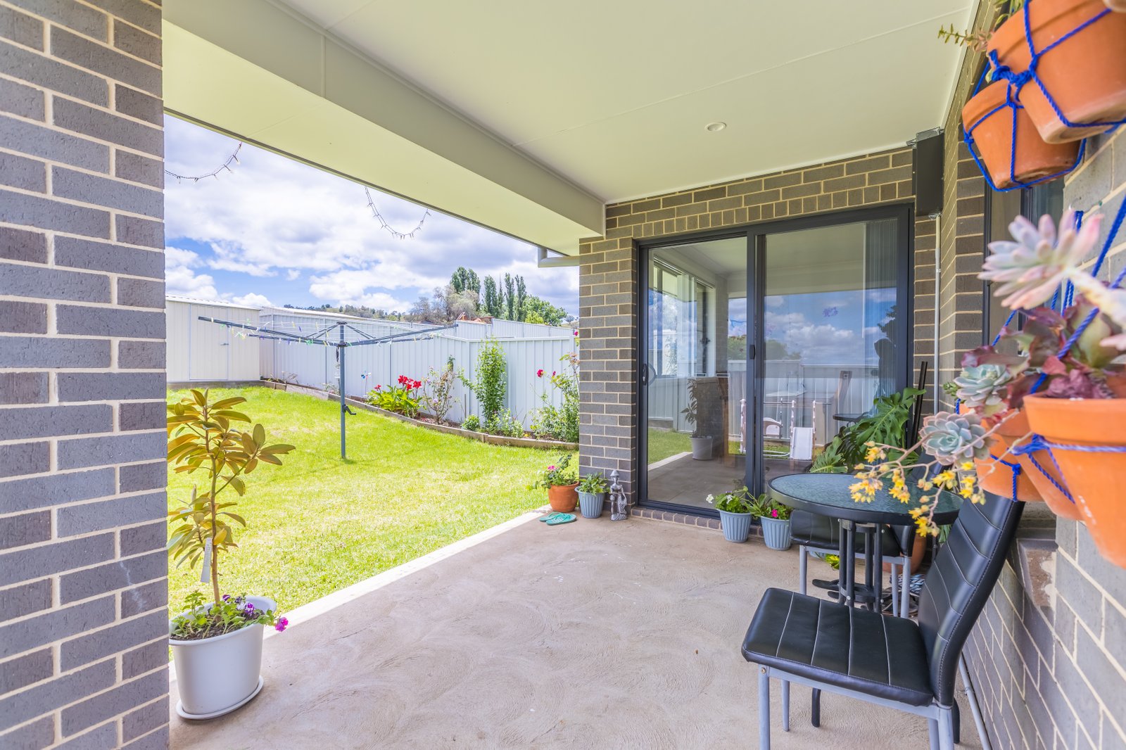 2/12 Bellas Way TAMWORTH 16