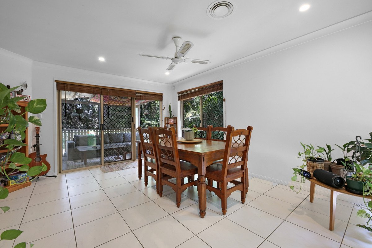 2/12 Burleigh Glen Court Burleigh Heads 6