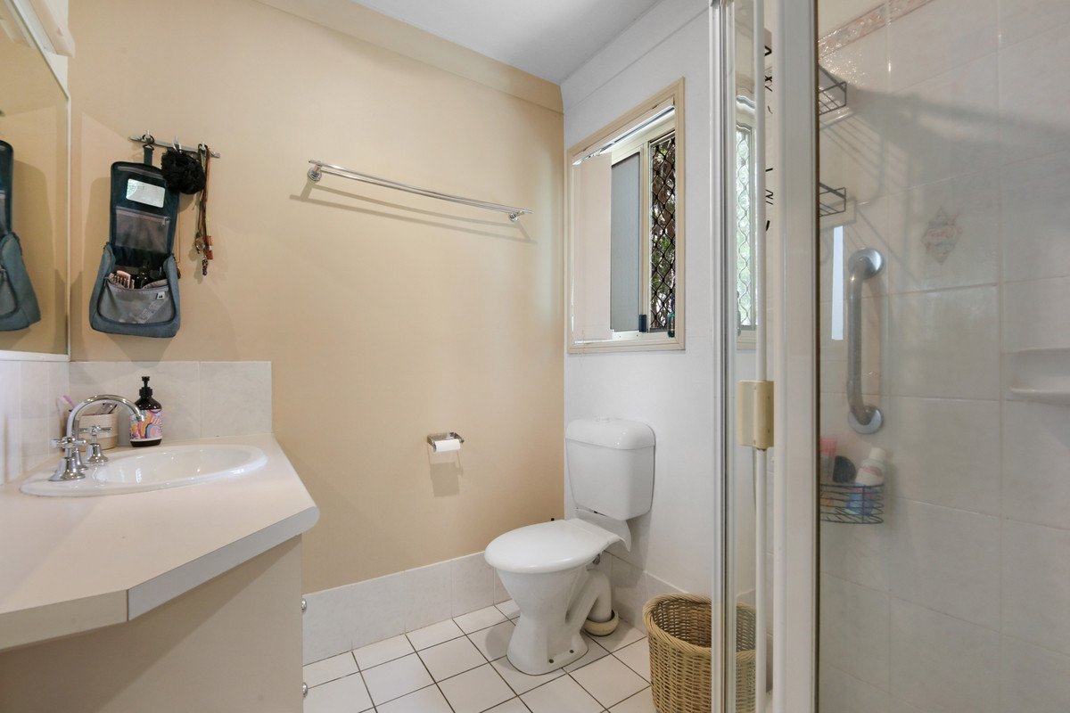 2/12 Burleigh Glen Court Burleigh Heads 8