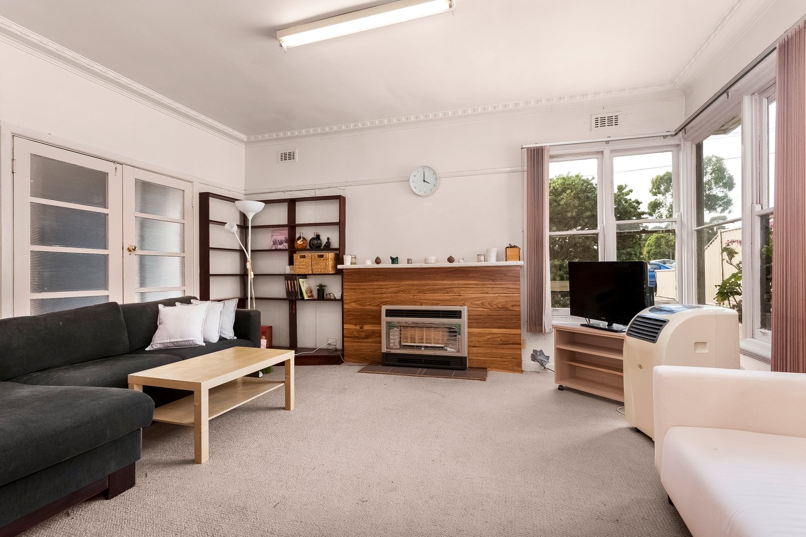 Gallery: 212 Burwood Highway