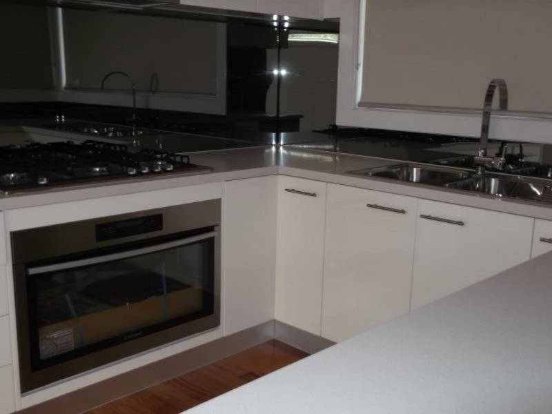 Gallery: 2/12 Charlotte Street