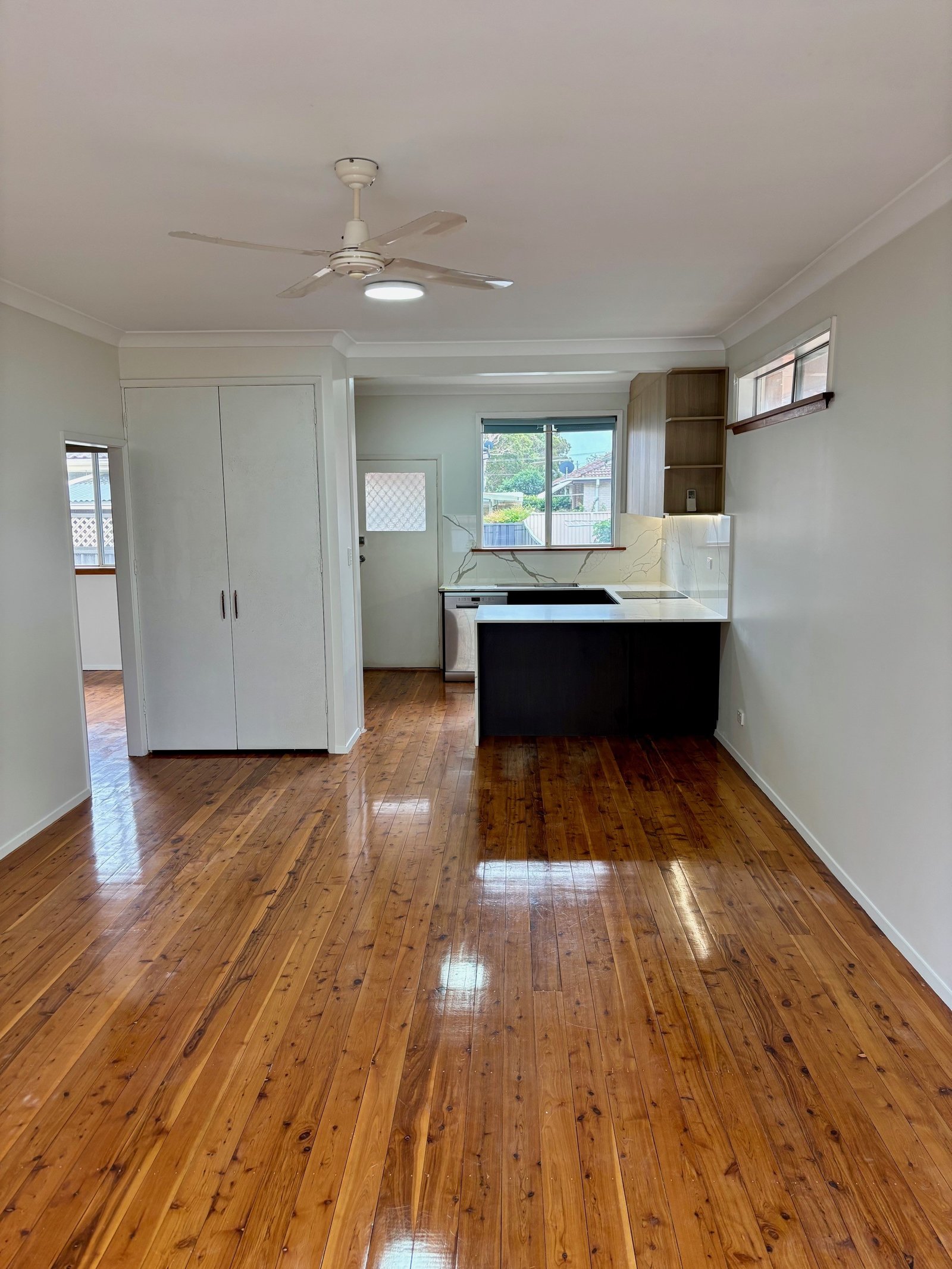 2/12 Clareville Avenue SANS SOUCI 3